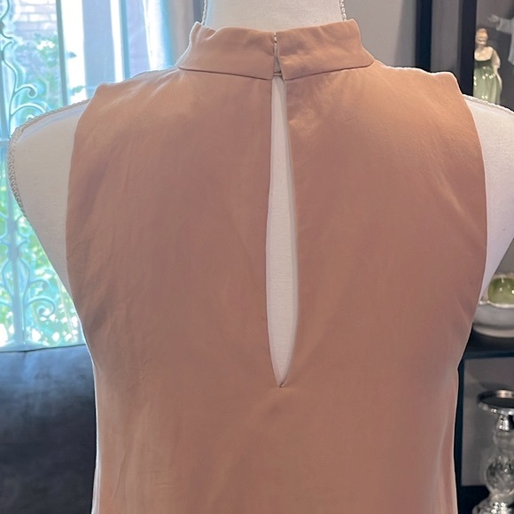 Lovers & Friends Plush Sleeveless dress. Beautiful top. Excellent condition - Picture 3 of 11